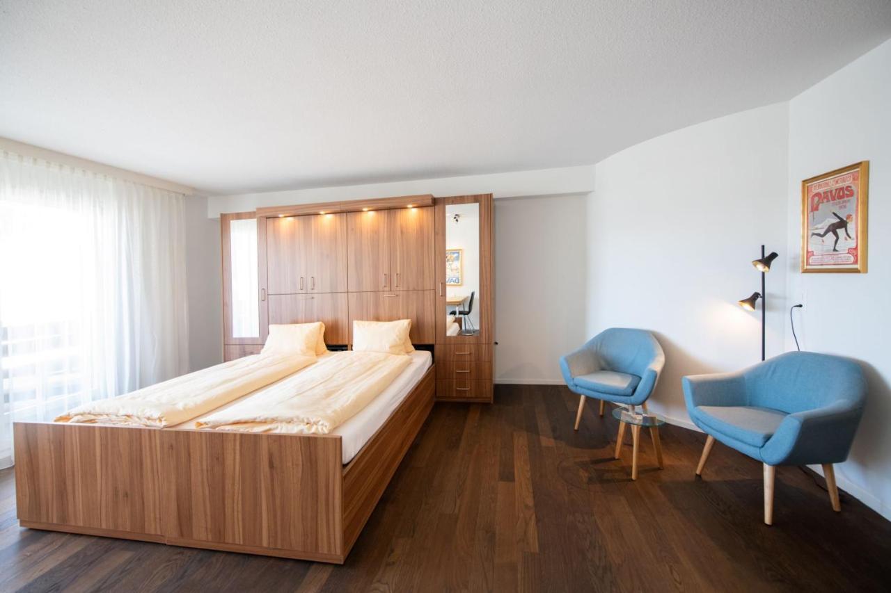 Ferienwohnungen, Carlton Am Park, Davos Platz Extérieur photo